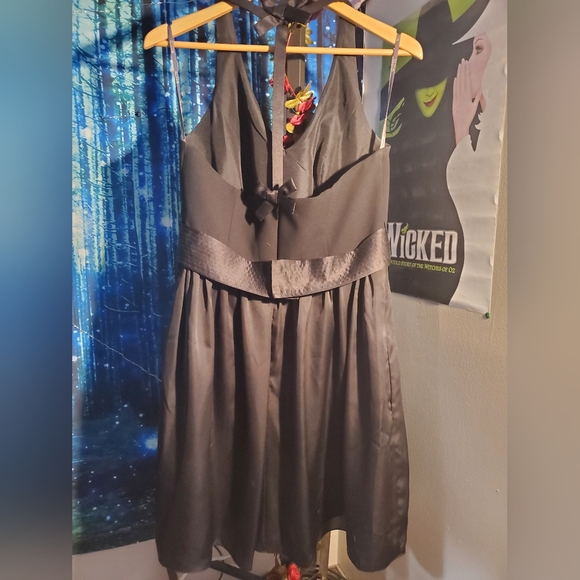 ONLY WORN ONCE Black Vera Wang dress like new size 12 lots of details!! - Picture 3 of 5